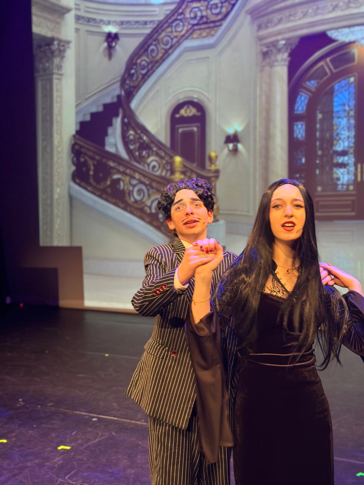 costume-addams 6