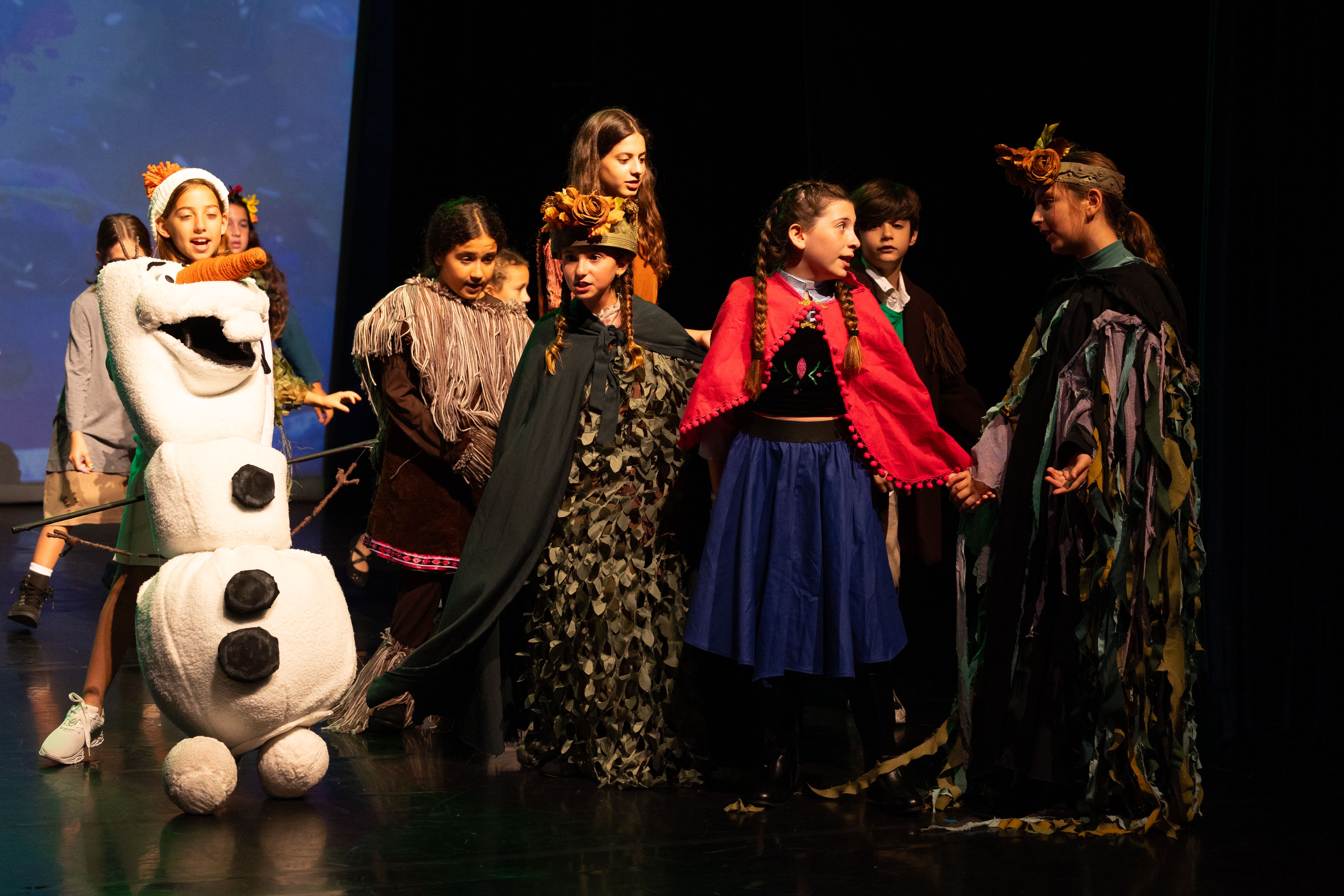costume-frozenjr 7