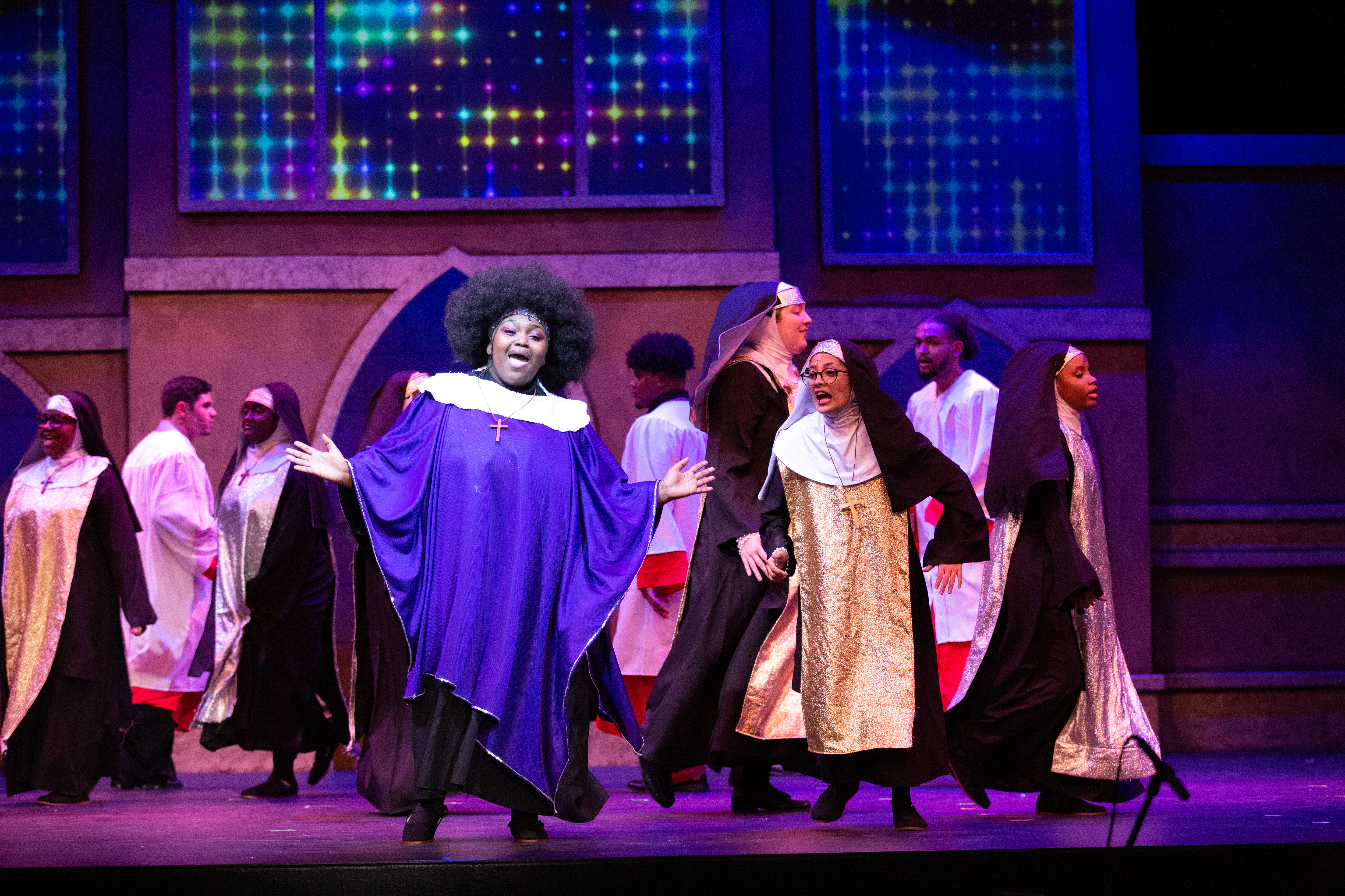 costume-sisteract 5